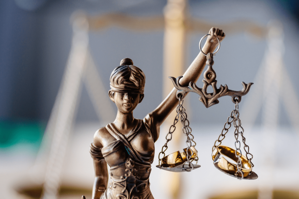 Statue of Lady Justice Holding Scales