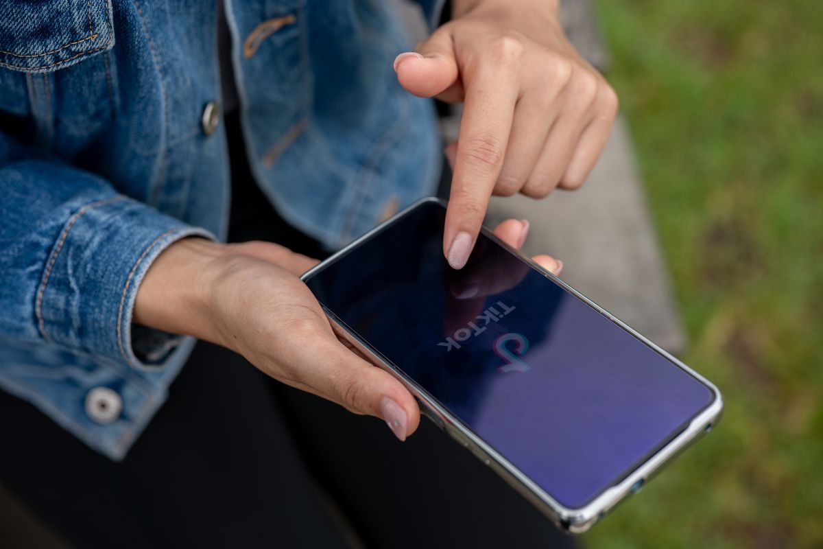 TikTok Sued for Failing to pay Employees for Overtime